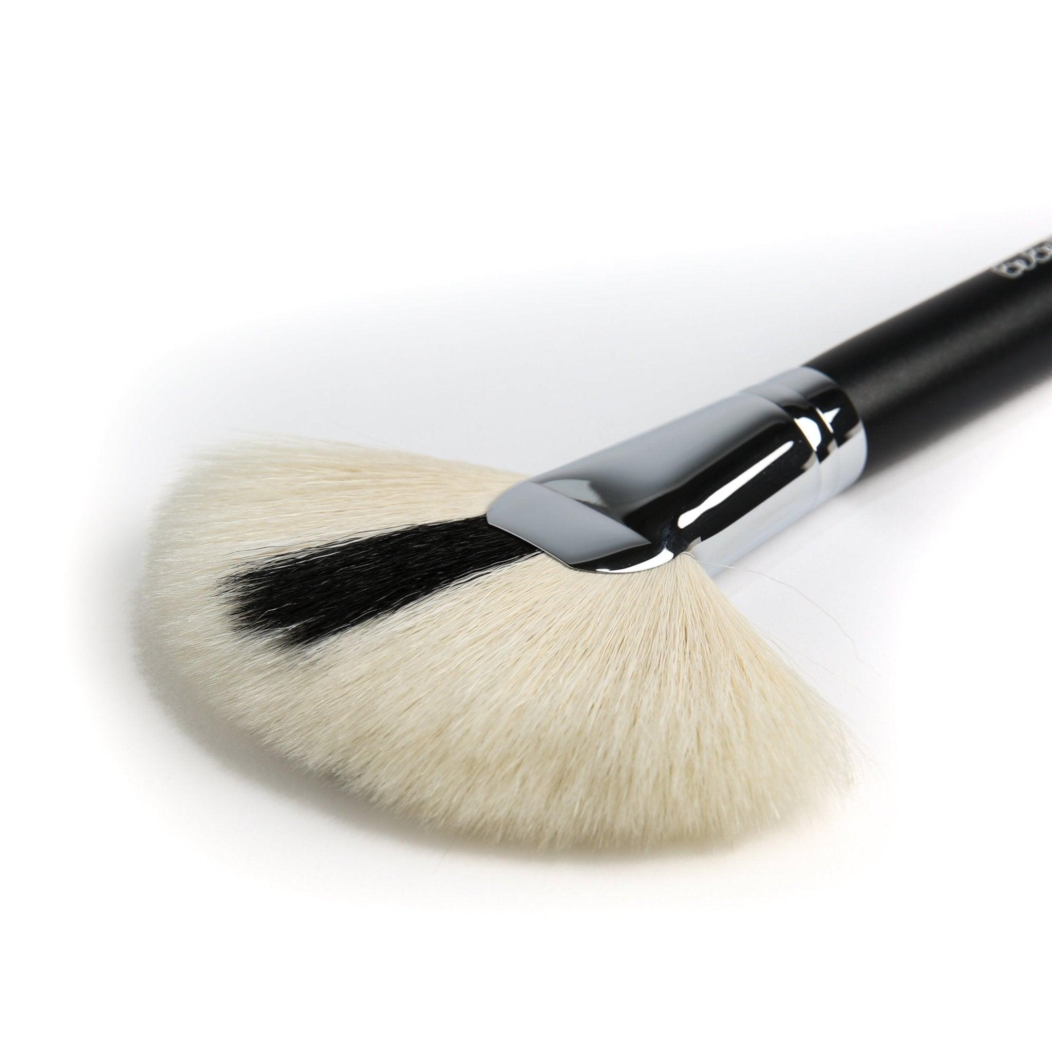 Large Fan Brush - Bebella Makeup Brushes
