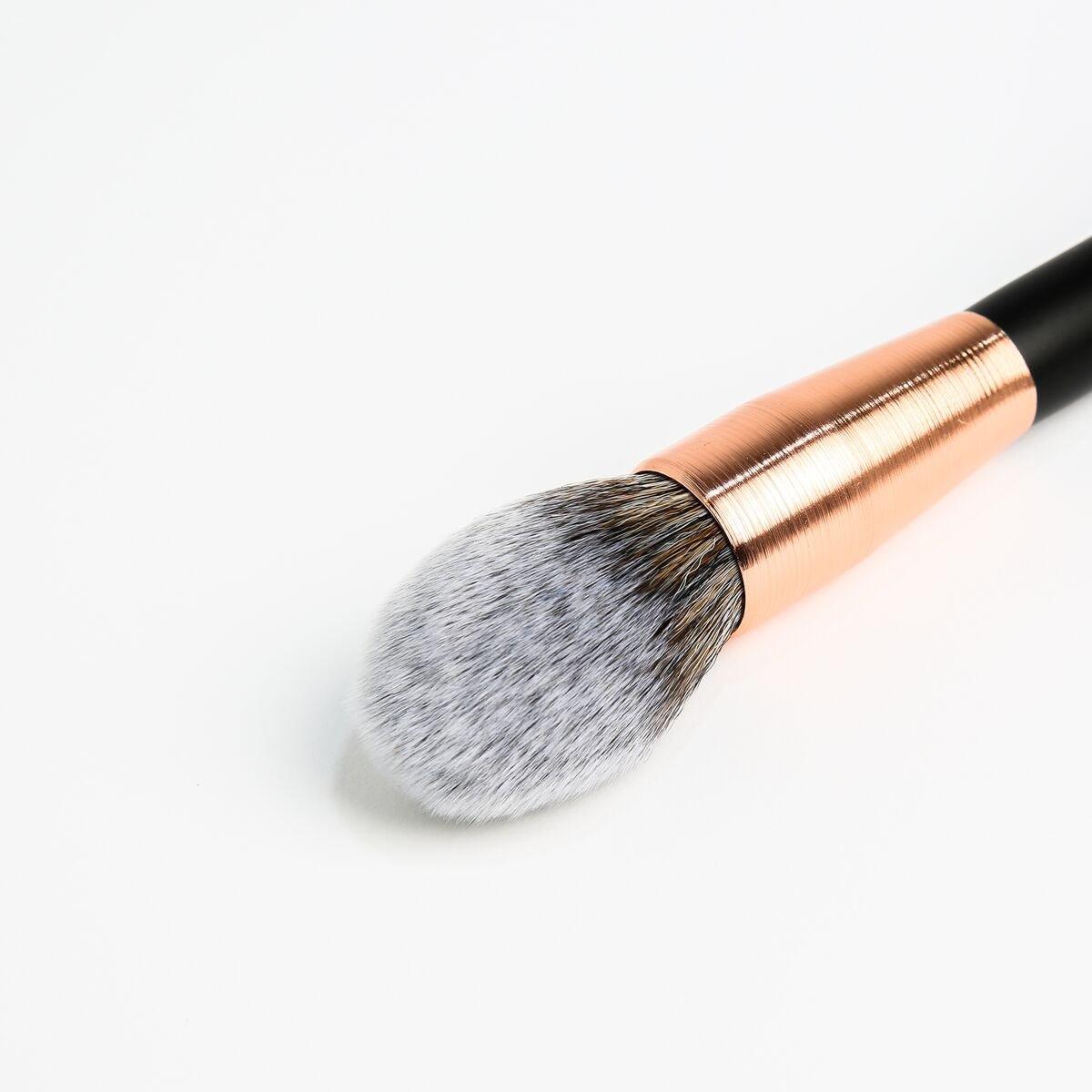 Tapered Powder Brush